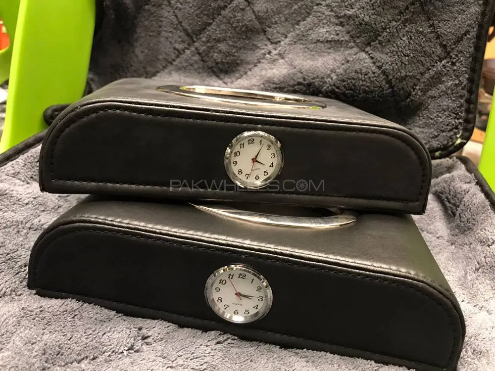 Tissue Box in Clock Style 1Pc Image-1