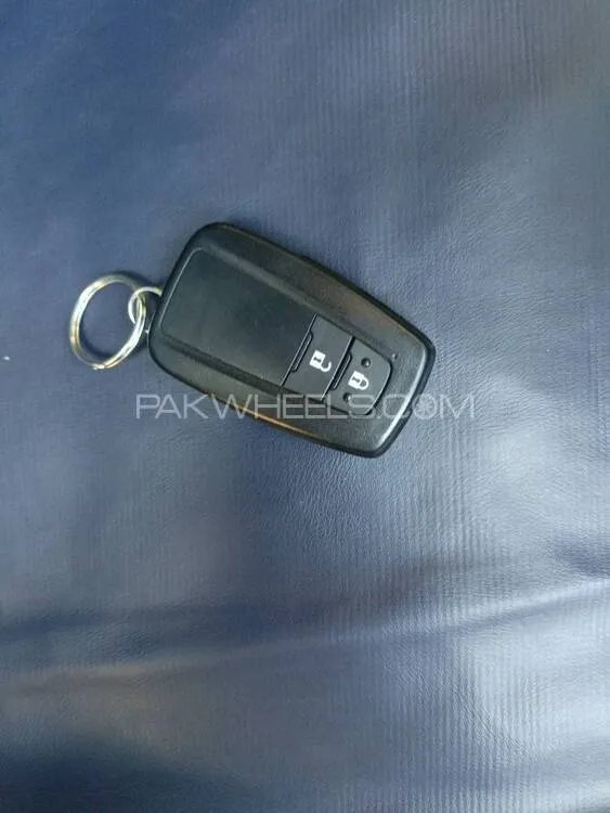 ٹویوٹا سی-ایچ آر 2018 for Sale in لاہور ٹویوٹا سی-ایچ آر 2018 for Sale in لاہور Image-13