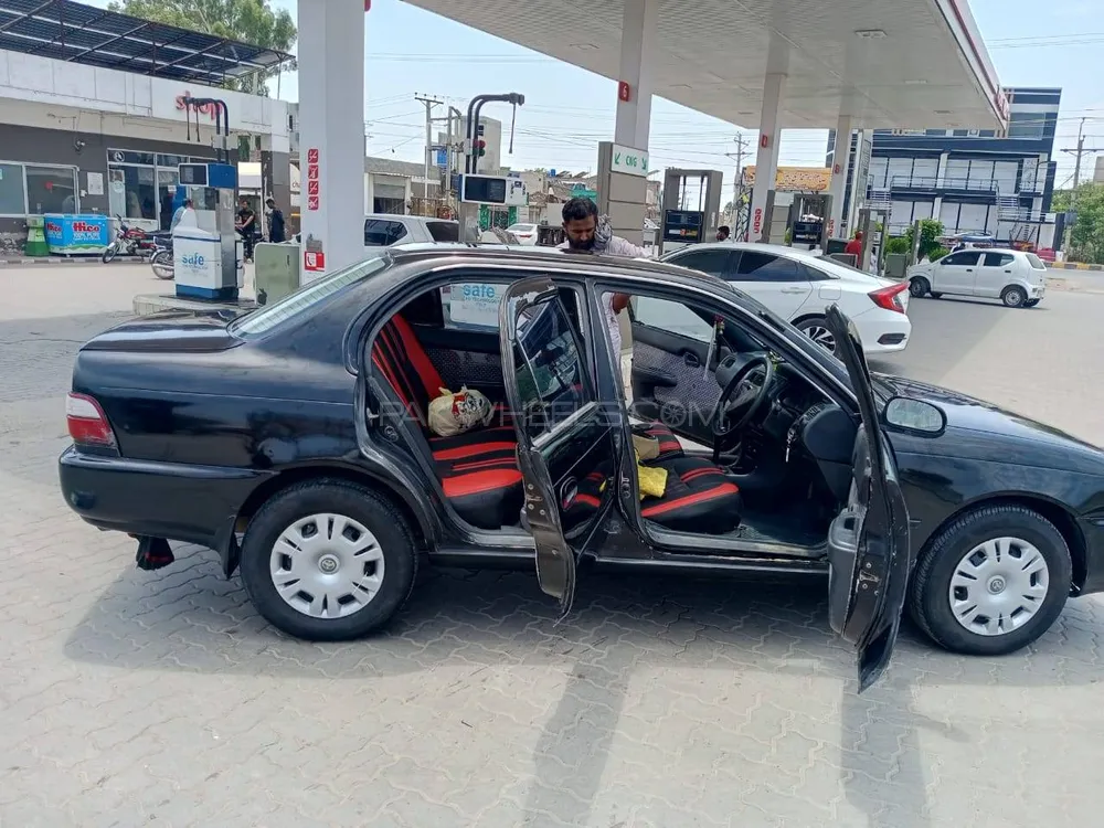 Toyota Corolla 1998 for Sale in Okara Image-1