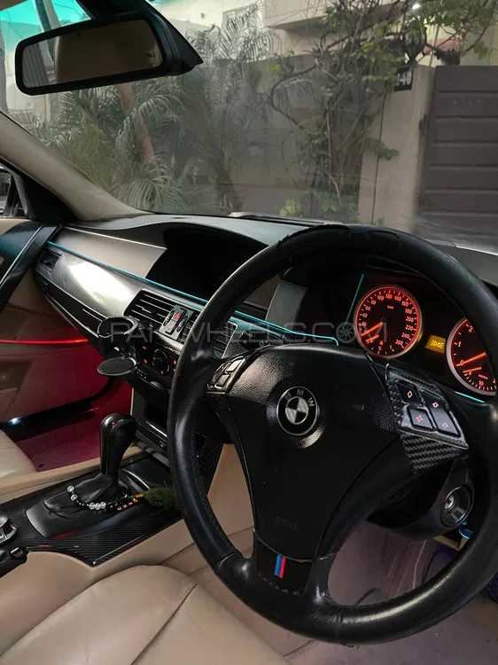 بی ایم ڈبلیو 5 سیریز 2006 for Sale in لاہور بی ایم ڈبلیو 5 سیریز 2006 for Sale in لاہور Image-13