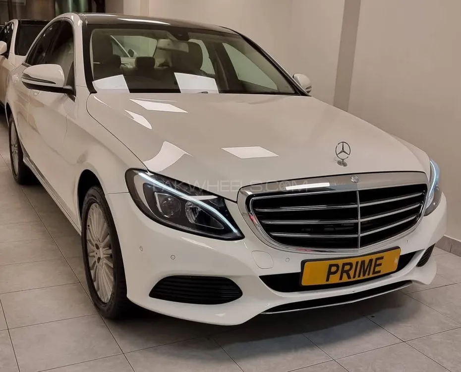 Mercedes Benz C Class 2016 for Sale in Karachi Image-1
