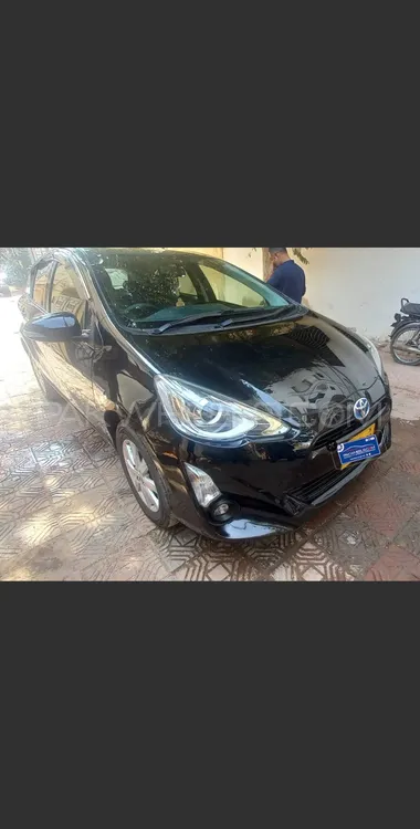 Toyota Aqua 2015 for Sale in Karachi Image-1