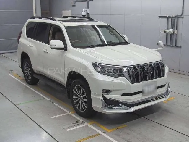 Toyota Prado 2020 for Sale in Karachi Image-1