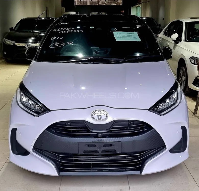 Toyota Yaris Hatchback 2021 for Sale in Karachi Image-1