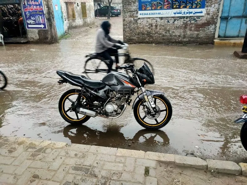 Yamaha YBR 125 2015 for Sale Image-1