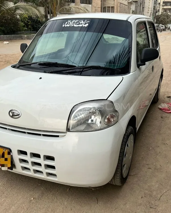 Daihatsu Esse 2010 for Sale in Karachi Image-1