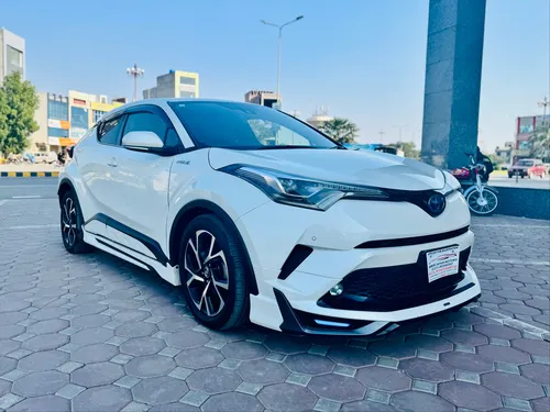 Toyota C-HR G-LED 2019