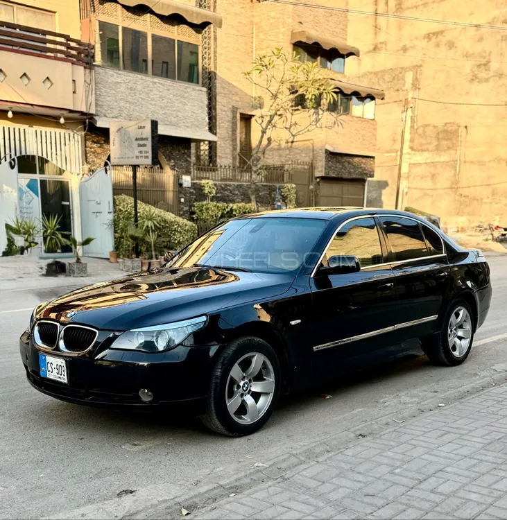 بی ایم ڈبلیو 5 سیریز 2004 for Sale in راولپنڈی بی ایم ڈبلیو 5 سیریز 2004 for Sale in راولپنڈی Image-3