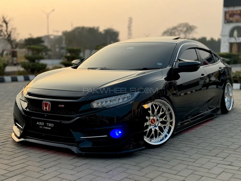Honda Civic 2020 for Sale in Sialkot Image-1