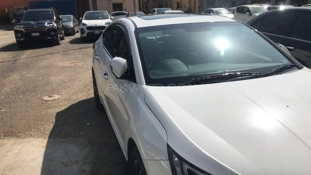Hyundai Elantra 2021 for Sale in Islamabad Image-1
