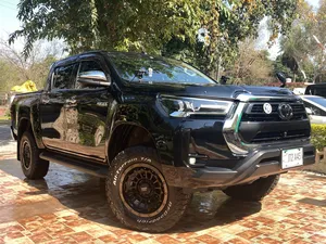 Toyota Hilux Invincible X 2021 for Sale