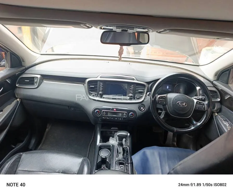KIA Sorento 2022 for Sale in Lahore KIA Sorento 2022 for Sale in Lahore Image-10