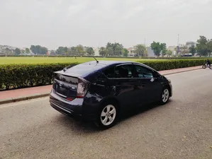 Toyota Prius S LED Edition 1.8 2011 for Sale