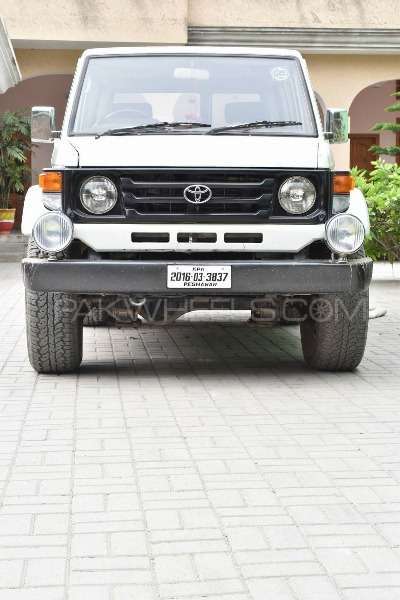 Toyota Land Cruiser 1991 for Sale in Haripur Image-1