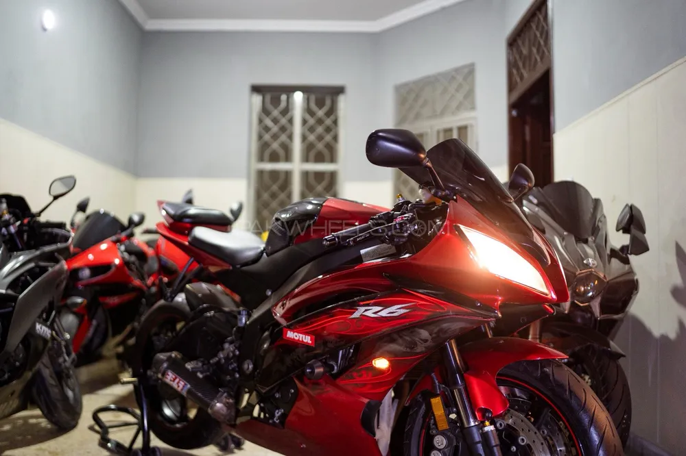 Yamaha YZF-R6 2011 for Sale Image-1