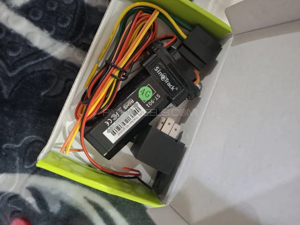 4G Car Tracker waterproof with Builtin battery and warranty Image-1