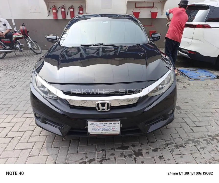 Honda Civic 2018 for Sale in Lahore Image-1