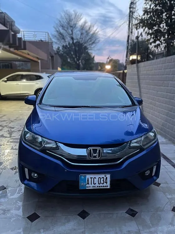 Honda Fit 2015 for Sale in Lahore Image-1