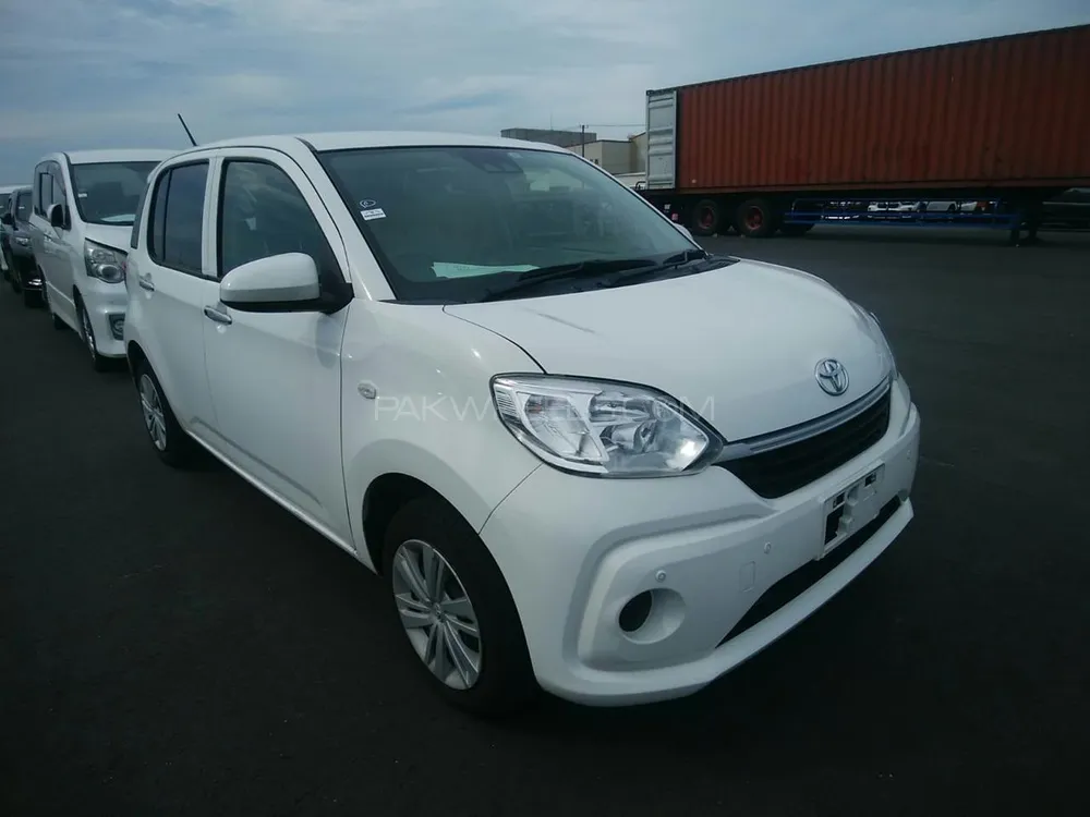 Toyota Passo 2024 for Sale in Peshawar Toyota Passo 2024 for Sale in Peshawar Image-6