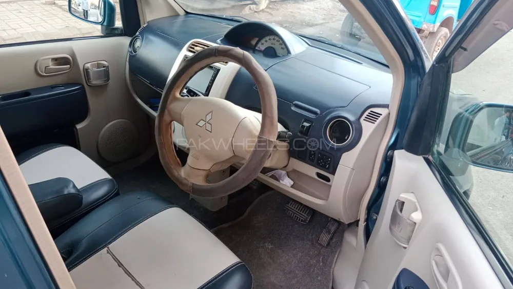 Mitsubishi Ek Wagon 2007 for Sale in Karachi Mitsubishi Ek Wagon 2007 for Sale in Karachi Image-5