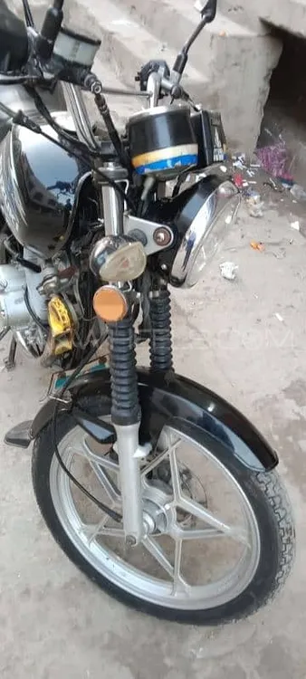 Suzuki GS 150 2017 for Sale Image-1