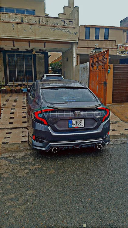 Honda Civic 2018 for Sale in Lahore Image-1