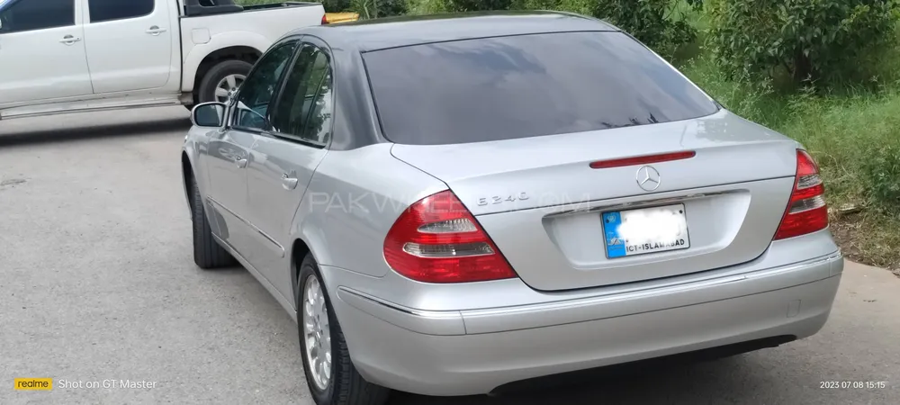 Mercedes Benz E Class 2002 for Sale in Islamabad Image-1