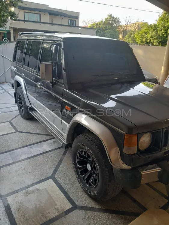 Mitsubishi Pajero 1990 for Sale in Lahore Image-1
