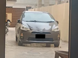 Toyota Aqua S 2013 for Sale