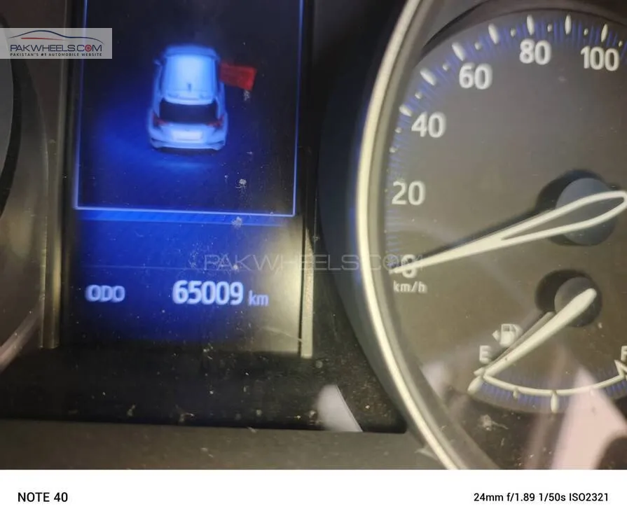 Toyota C-HR 2019 for Sale in Karachi Toyota C-HR 2019 for Sale in Karachi Image-10