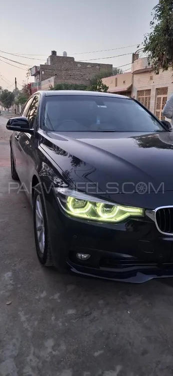 بی ایم ڈبلیو 3 سیریز 2017 for Sale in سرگودھا Image-1