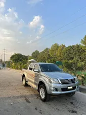 Toyota Hilux 2011 for Sale