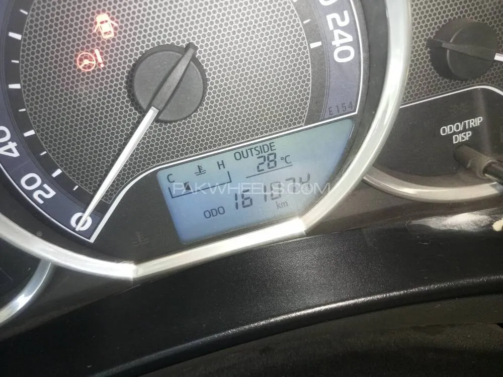 Toyota Corolla 2016 for Sale in Lahore Toyota Corolla 2016 for Sale in Lahore Image-9
