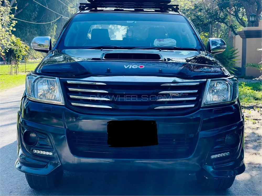 Toyota Hilux 2012 for Sale in Sheikhupura Image-1