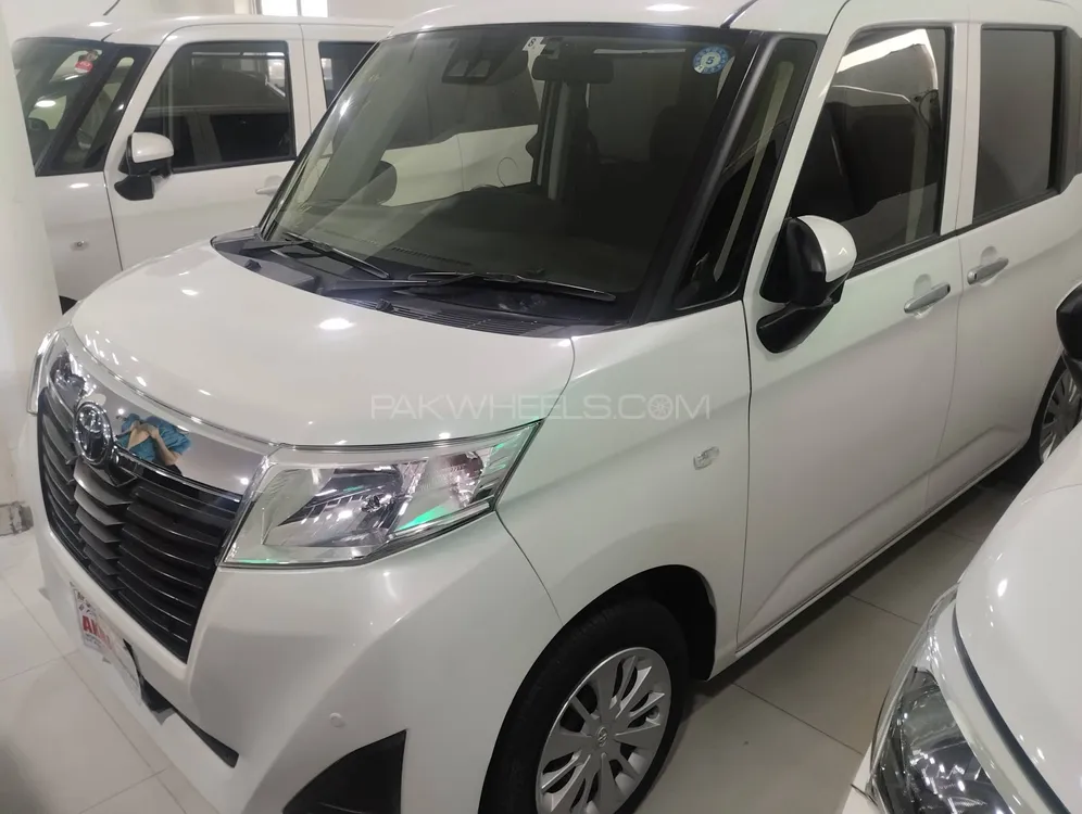 Toyota Roomy 2020 for Sale in Lahore Toyota Roomy 2020 for Sale in Lahore Image-3