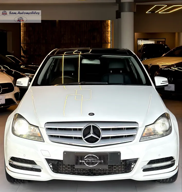 Mercedes Benz C Class 2011 for Sale in Karachi Image-1