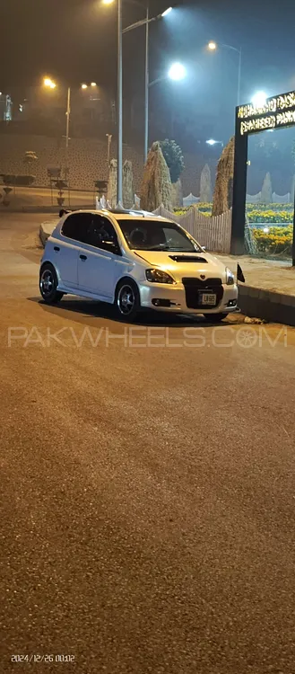 Toyota Yaris Hatchback 2000 for Sale in Rawalpindi Image-1