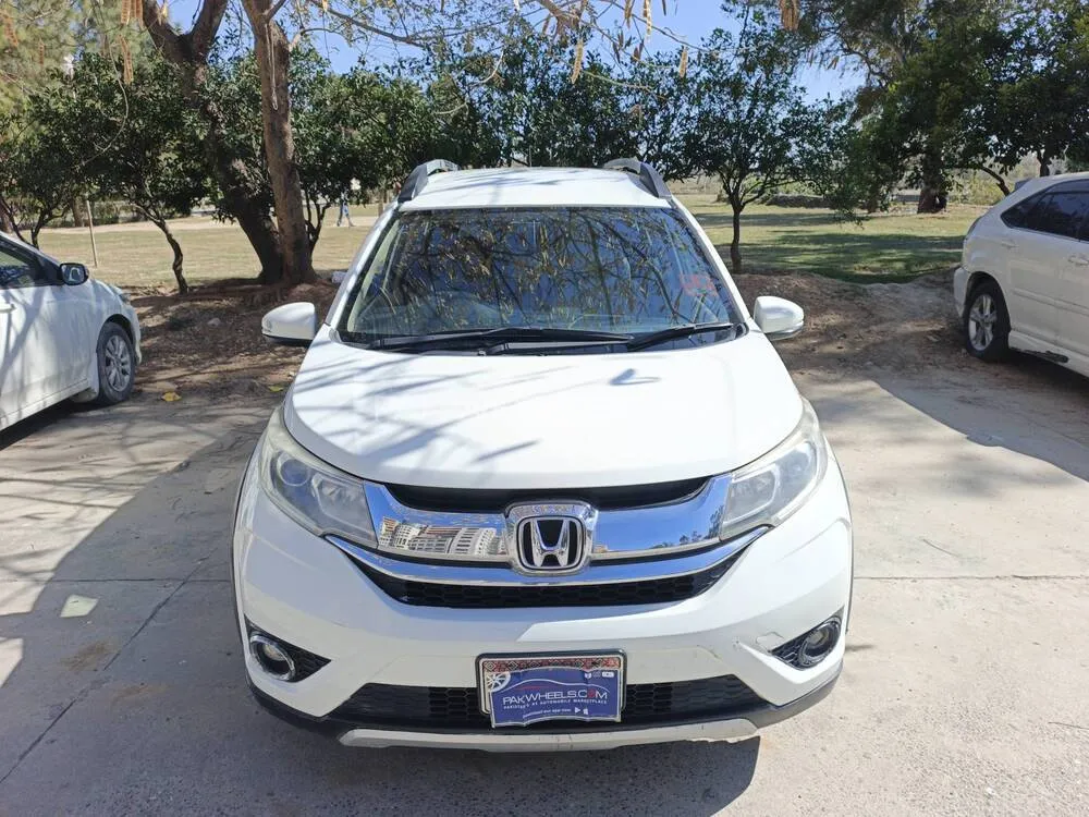 Honda BR-V 2017 for Sale in Islamabad Image-1