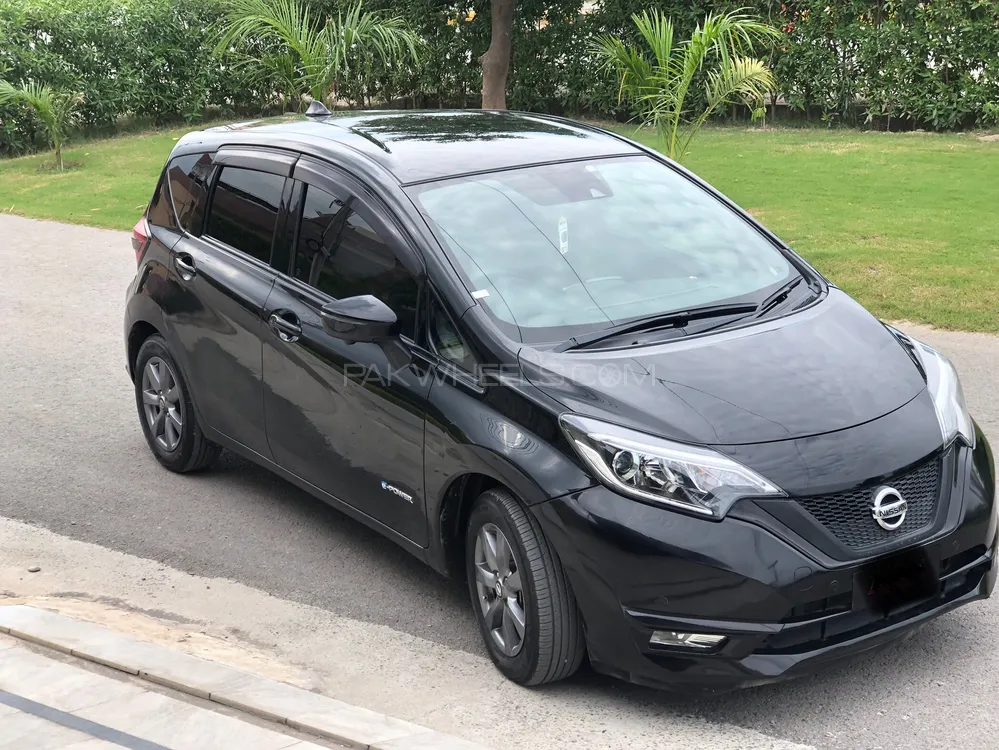 Nissan Note 2018 for Sale in Islamabad Image-1