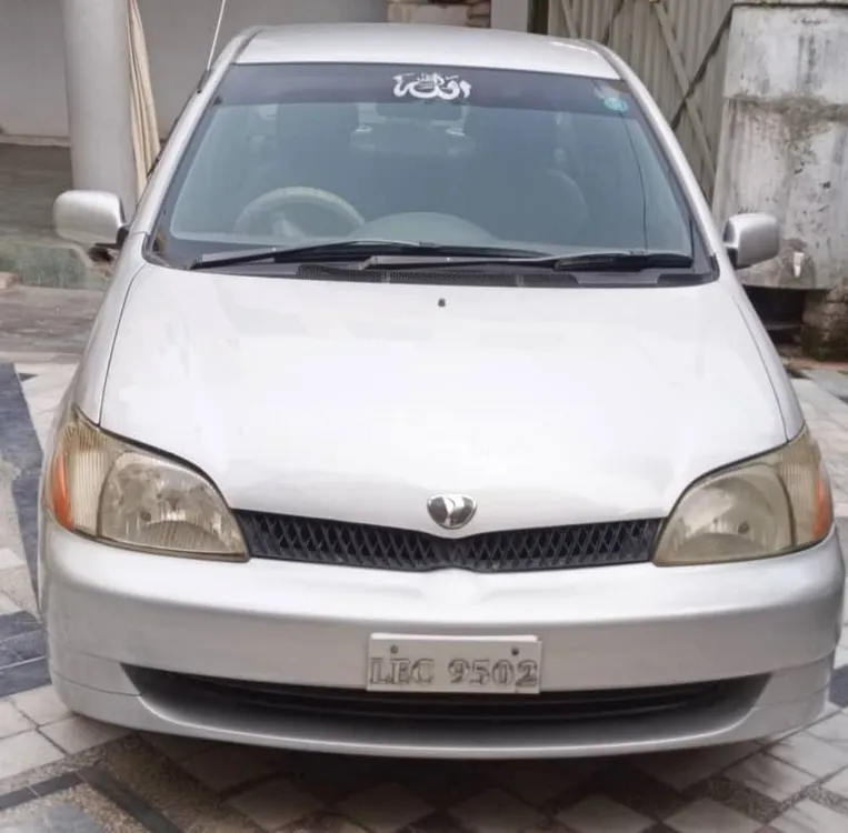 Toyota Platz 1999 for Sale in Charsadda Image-1