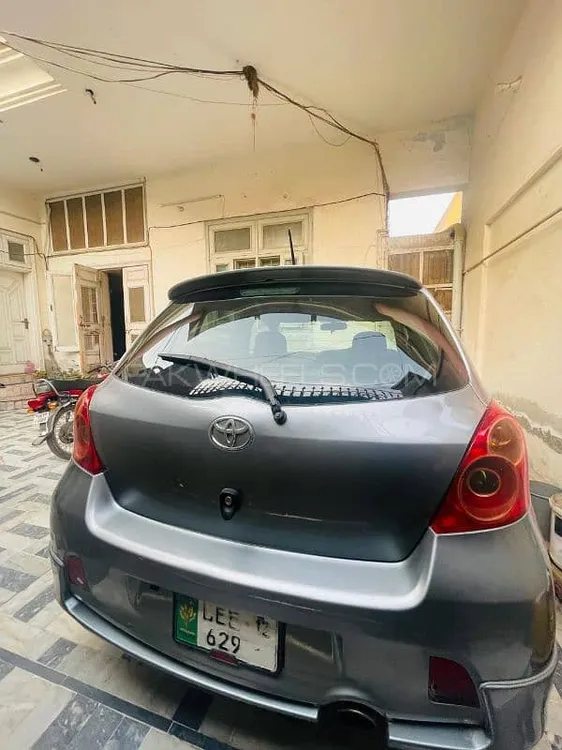 Toyota Vitz 2007 for Sale in Faisalabad Image-1