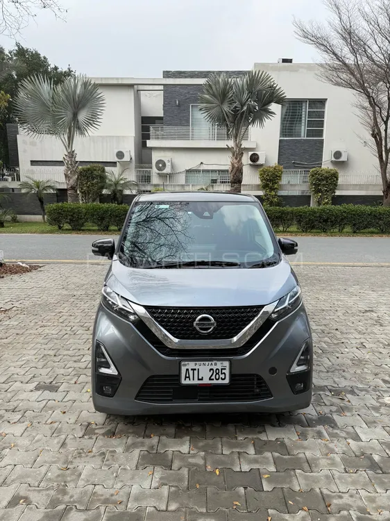 نسان ڈیز 2022 for Sale in لاہور Image-1