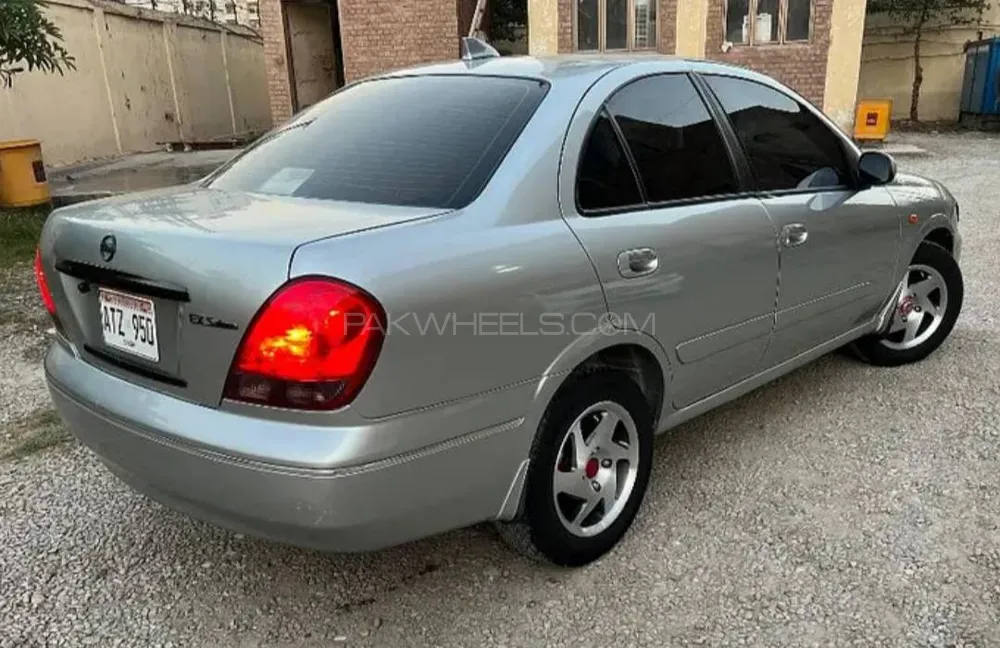 Nissan Sunny 2010 for Sale in Peshawar Image-1