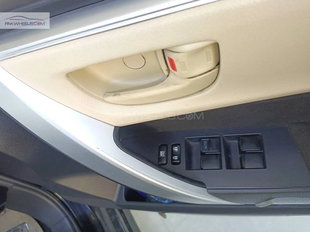 Toyota Corolla 2021 for Sale in Rawalpindi Toyota Corolla 2021 for Sale in Rawalpindi Image-13