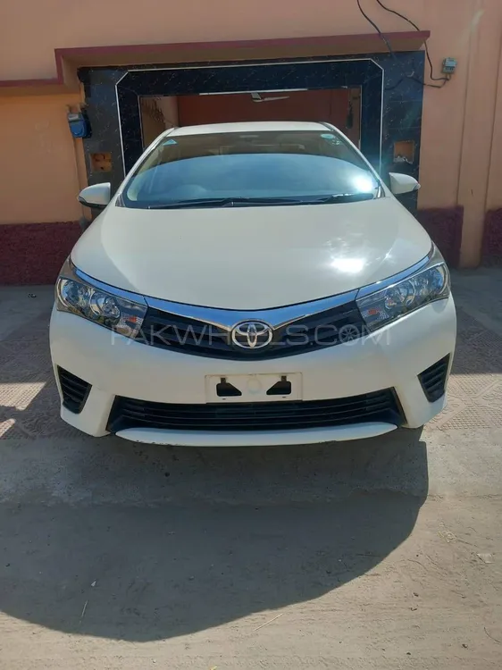 Toyota Corolla 2015 for Sale in Islamabad Image-1