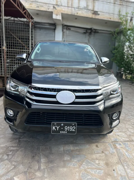 Toyota Hilux 2020 for Sale in Peshawar Image-1