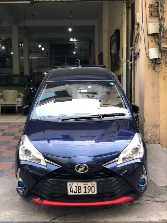 Toyota Vitz 2019 for Sale in Lahore Image-1