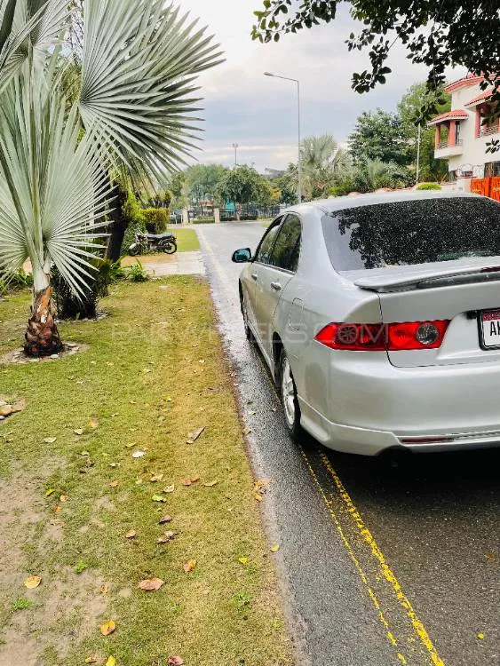 ہونڈا اکارڈ 2003 for Sale in لاہور ہونڈا اکارڈ 2003 for Sale in لاہور Image-6