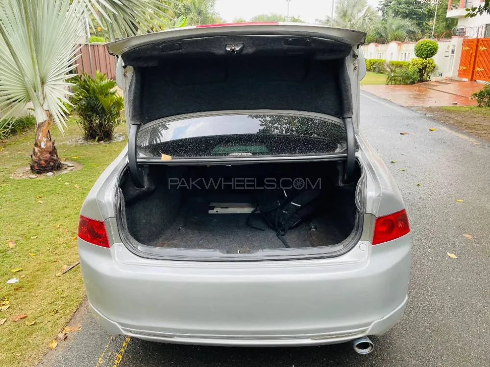 ہونڈا اکارڈ 2003 for Sale in لاہور ہونڈا اکارڈ 2003 for Sale in لاہور Image-7