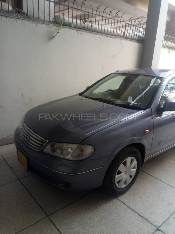 Nissan Sunny 2005 for Sale in Lahore Image-1